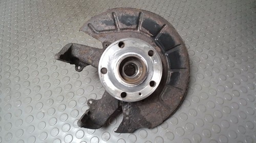 Achsschenkel vorn links - vorn,