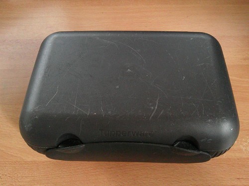 Tupperware snackbox - tupperware,,