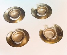 4 Tüllen mit Tropfschale aus