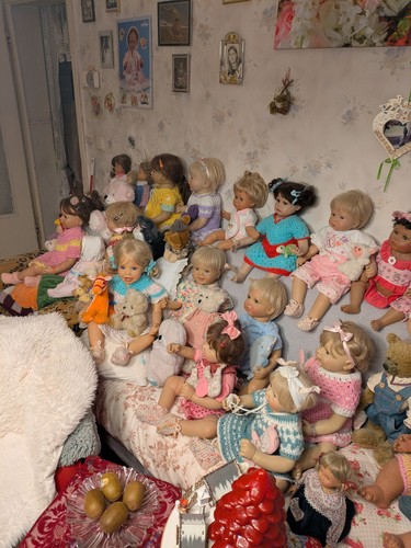Porzellanpuppen und puppen - puppen, aus