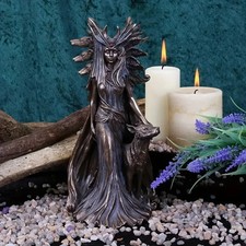 Hekate Göttin der Magie mit