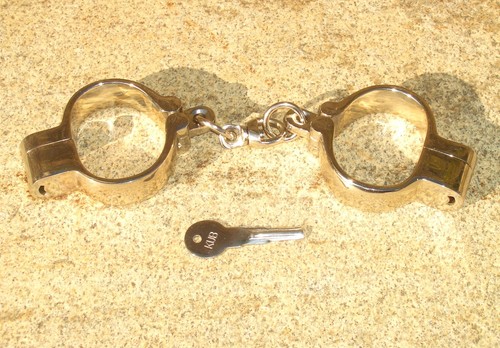 Handschellen handcuffs - , by