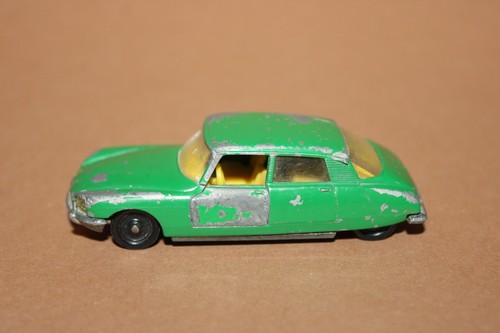 Siku serie v290 - citroen, ds