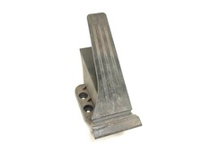 GASPEDAL ACCELERATOR PEDAL