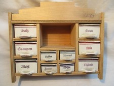 Antikes Gewürzregal mit