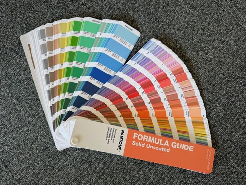 Nuancier pantone formula guide - pantone,