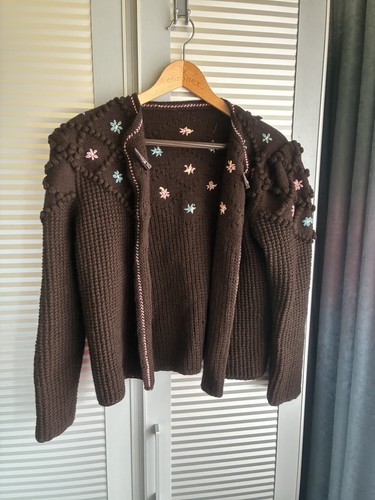 Selbstgestrickte weste braun - selbstgestrickte,