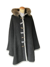 Steiner Merinowolle Cape Mantel Jacke Janker mit pelzbesetzter Kaputze 