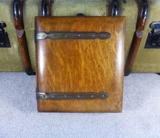 Antikes viktorianisches Schmuck-/Nähkästchen aus Holz in Buchform mit Schlüssel aus dem 19. Jahrhundert