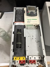 Schneider Electric ATV71HD30N4