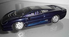Jaguar XJ 220 Metallmodell