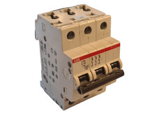 ABB S203  C 16 A dreipoliger Leitungsschutzschalter gebraucht 2CDS253001E0164