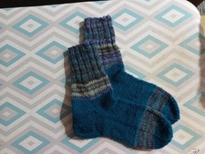Selbstgestrickte Wollsocken
