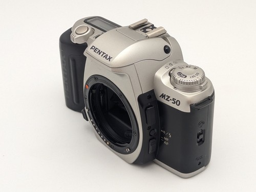 Vintage pentax 35mm slr - mz-50,