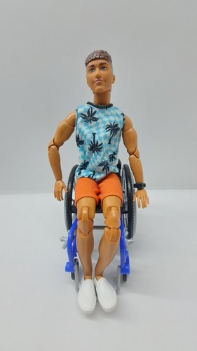 Ken puppe mit rollstuhl und - ken-puppe,