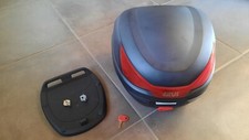 GIVI B27NMAL Topcase inkl. Monolock-Trägerplatte, schwarz