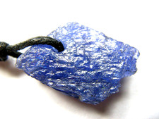 Erstklassiger TANSANIT Kristall gebohrt, am Band