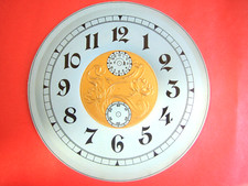 FARBIGES KARTONZIFFERBLATT