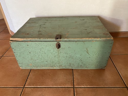 Schöne alte holzkiste - alte,