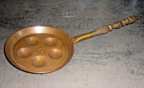 Vintage schneckenpfanne aus - vintage,