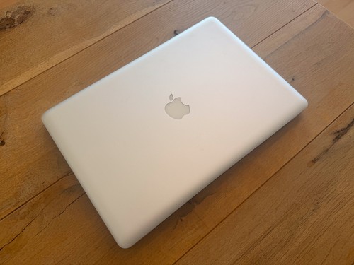 Apple macbook pro - 15", mid