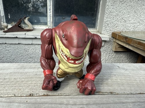 Street sharks big - street,