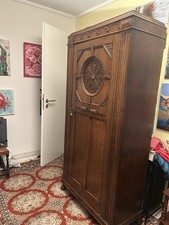Antiker Eichen-Schrank mit