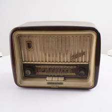 TELEFUNKEN Jubilate S Röhrenradio Ungetestet f. Ersatzteile