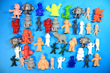 40 unbemalte  Werbefiguren /