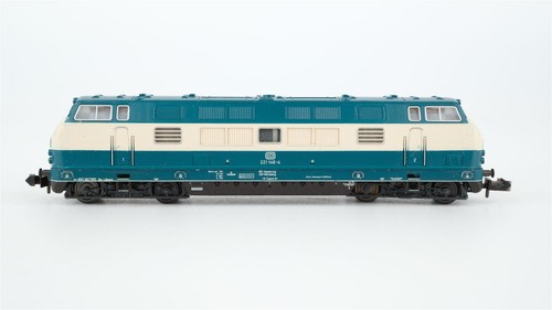 Minitrix diesellok 221 - n,