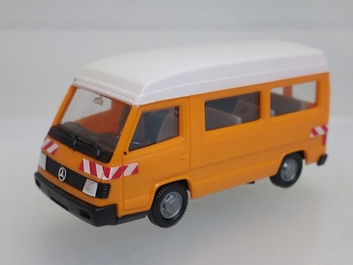 Mercedes 100 bus - mercedes, d
