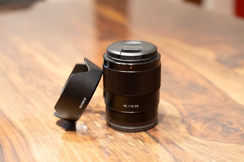 Sony 35mm 1 8 - fe,