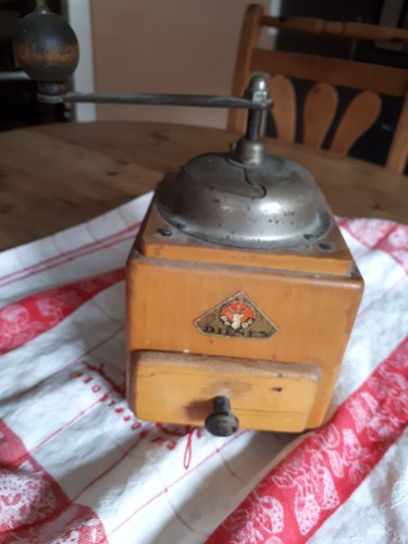 Kaffeemühle antik alte mühle - kaffeemühle,