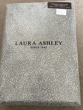 Laura Ashley Alnwick Stahl