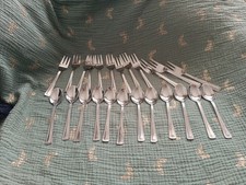 12 Kuchengabeln und  12 Teelöffel aus Edelstahl rostfrei Gastronomie 