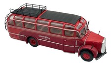 Roco H0 Steyr Bus „Salzkraft Salzburg“ rot, Oldtimer Reisebus MJ 1990 / BJ 1950