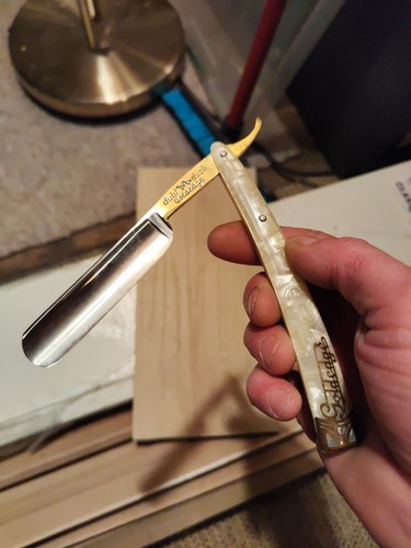 Klassisches rasiermesser das - ,