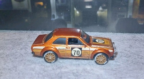 Hot wheels ford escort - hot,