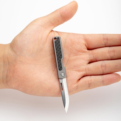 Tragbares taschenmesser titan - tragbares,