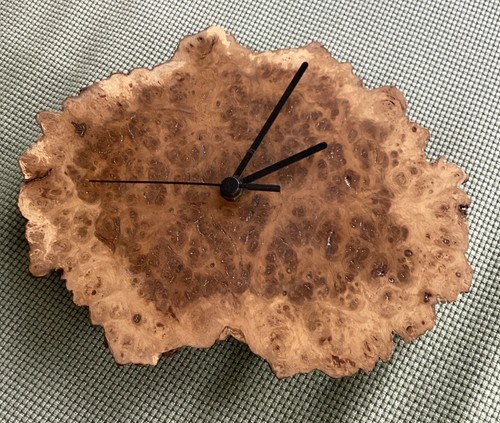 Scottish oak burr uhr - scottish,