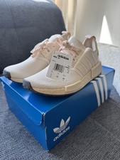 Adidas NMD_R1 Schuhe /
