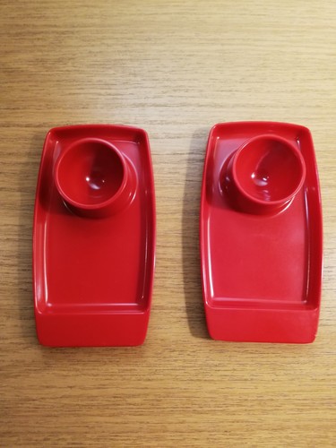 Rote eierbecher mit ablage - rote,