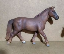 Schleich Hannoveraner Stute