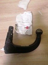 Lexus IS300H Kugelkopf Abnehmbare Anhängerkupplung 10021247/00   2 Schlüssel