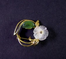 feine  Brosche -  8 Karat /