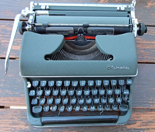Olympia schreibmaschine - olympia,