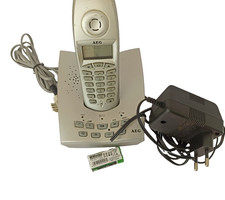 AEG Telefon Mobilteil  D8000 mit Anrufbeantworter, gut mit Akkus und Kabeln