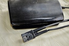 Nähmaschinen Fußpedal  /