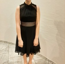 Festliches Kleid mit passendem