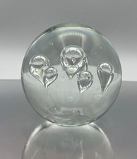 Alter Briefbeschwerer -